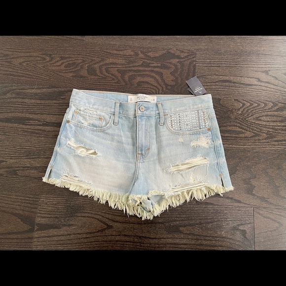 NWT Abercrombie & fitch women denim shorts - Picture 1 of 6